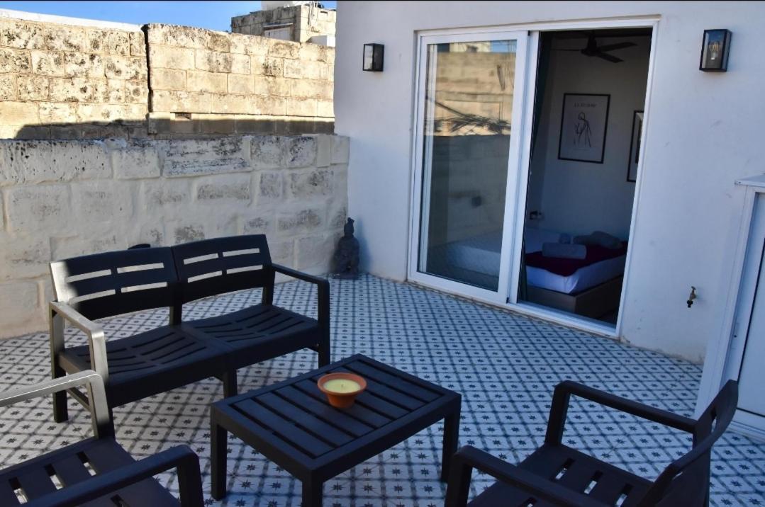 شقة Chic Penthouse Industrial-Style موستا المظهر الخارجي الصورة