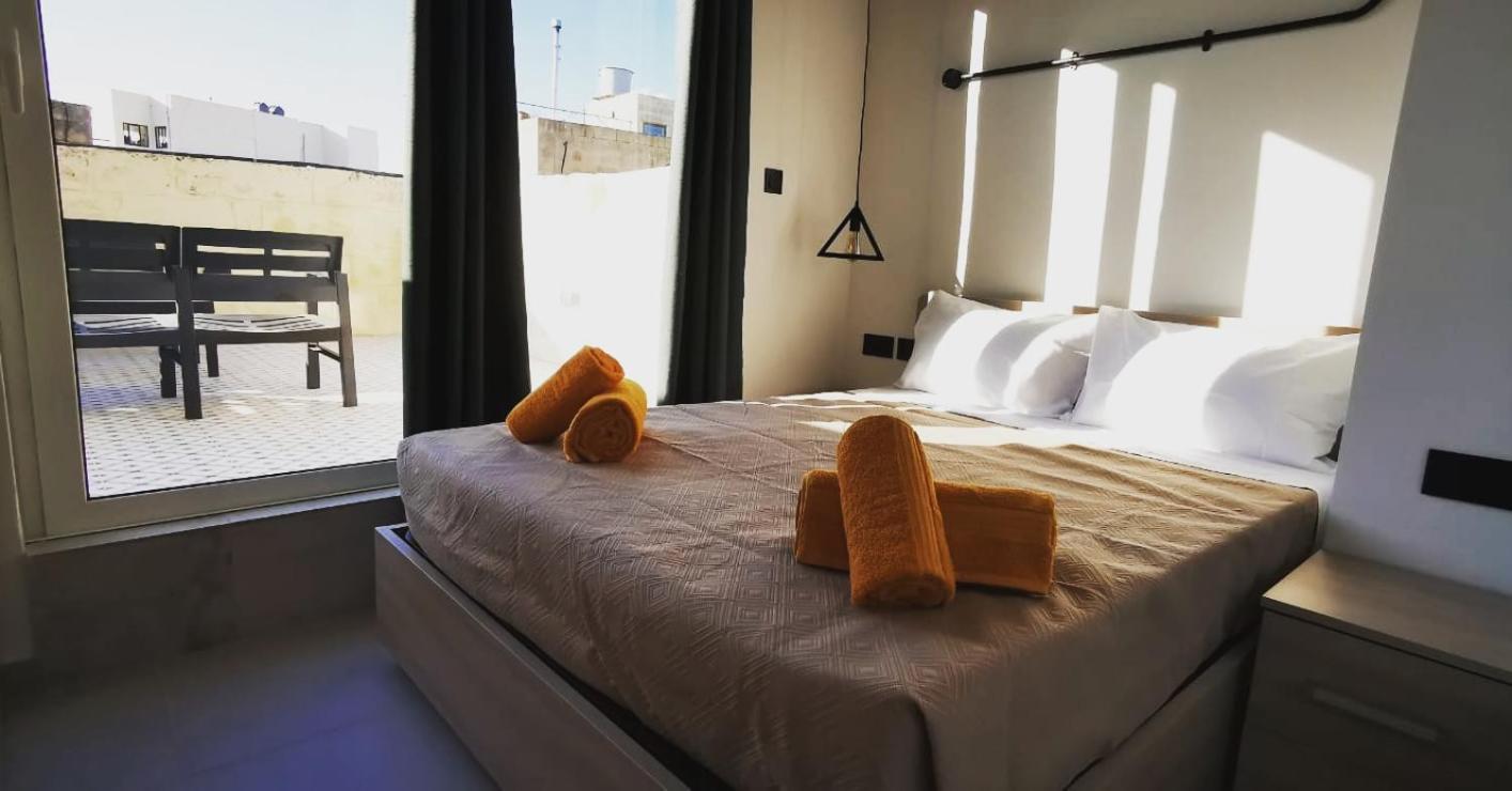شقة Chic Penthouse Industrial-Style موستا المظهر الخارجي الصورة